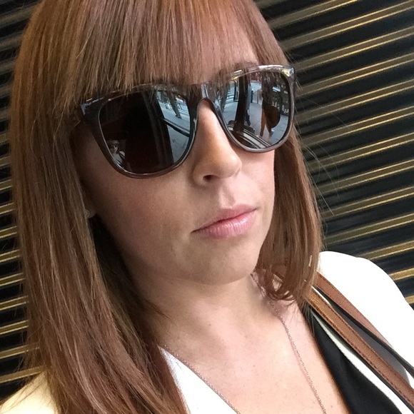 Meet your Posher, Meg - Picture 1 of 1